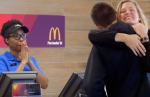 Da McDonald’s si pagherà con selfie e abbracci (VIDEO)