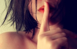 Le 10 cose che le donne dicono mentre intendono altro