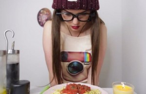 Se i social network fossero persone, sarebbero così (VIDEO)