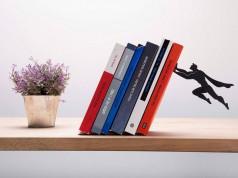 Il reggilibro che vola come Superman (FOTO)