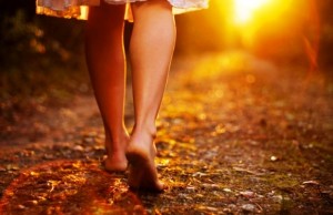 Camminare a piedi nudi per star bene (MISS FIT)