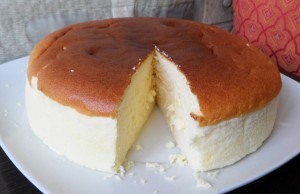 Solo 3 ingredienti, la torta più semplice del mondo (LA FOOD BLOGGER)