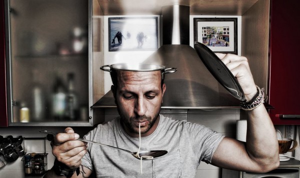 Uomini-ai-fornelli-3-600x493