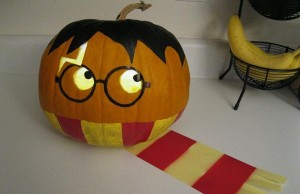 Halloween, decorare le zucche in modo originale (FOTO)