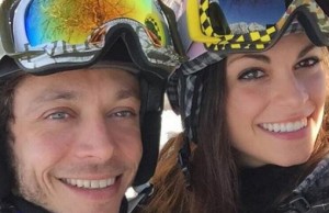 #IoStoConVale: il sostegno delle donne su Twitter (FOTO)