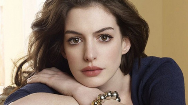 Buon compleanno Anne Hathaway