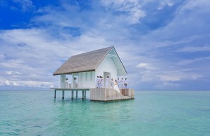 Overwater Wedding Pavilion: una chiesa in mezzo all’oceano (FOTO)