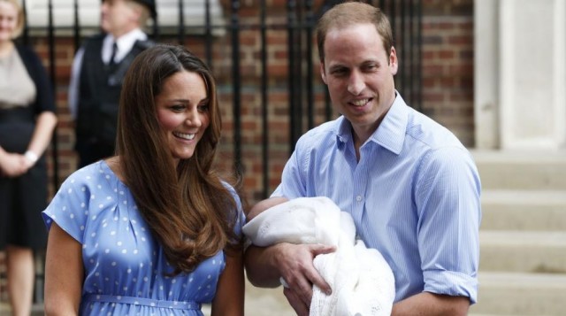 Kate Middleton e William, aria di divorzio: lui vuole il terzo figlio, lei no