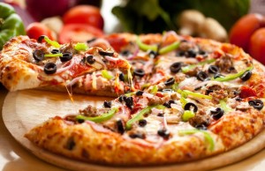 Come tagliare la pizza secondo la matematica (FOTO)