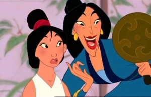 La vita delle disordinate tra make-up e smalto (VIDEO)