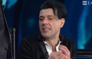 Sanremo 2016: Ezio Bosso e la sua lezione di vita (VIDEO)