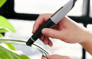 Tutti i colori del mondo a portata di penna (VIDEO) la penna scribble è un dispositivo che riesce a scannerizare più di 16 mila colori