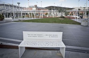 Napoli: quando anche una panchina è arte (FOTO)