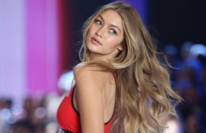 Colore: la nuova tendenza è lo Strobing Hair (FOTO)