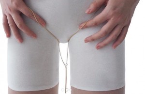 Gioielli per decorare le parti intime, con sorpresa finale (FOTO) parti intime