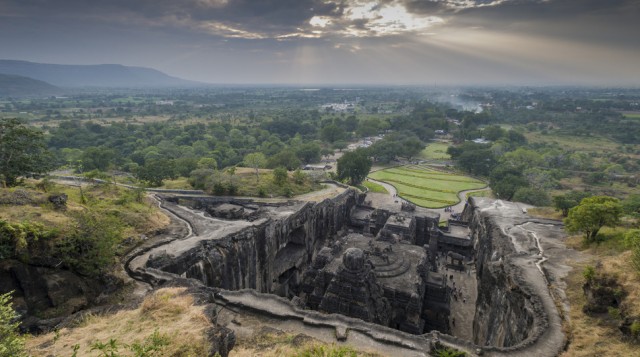 La canapa sta preservando le antiche grotte indiane di Ellora