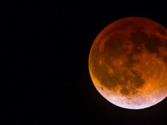Come influirà l’eclissi lunare del 23 marzo sui segni zodiacali?