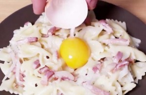 Lo spot sulla carbonara che ha fatto infuriare gli italiani (VIDEO)
