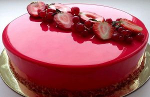 Torte a specchio: ecco le più belle (FOTO)