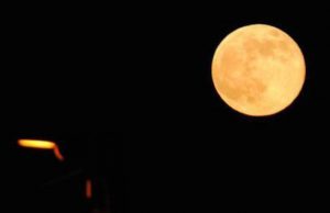 Tutti con il naso all’insù: è tempo di Superluna