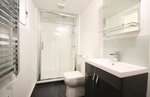 Arredo bagno: consigli, idee trendy ed errori da evitare