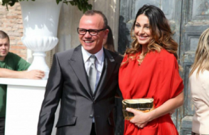 Anna Tatangelo facebook: pace fatta con Gigi D’Alessio? Anna Tatangelo facebook