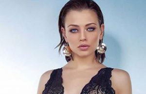 Silvia Provvedi commossa, corteggiata e difesa silvia