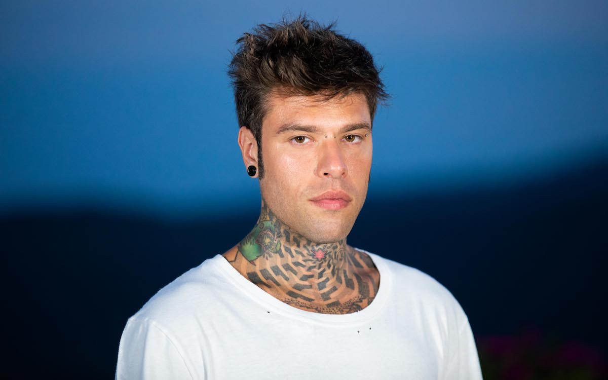 Il nuovo amore di Fedez: il bacio clandestino con Matilde Caru