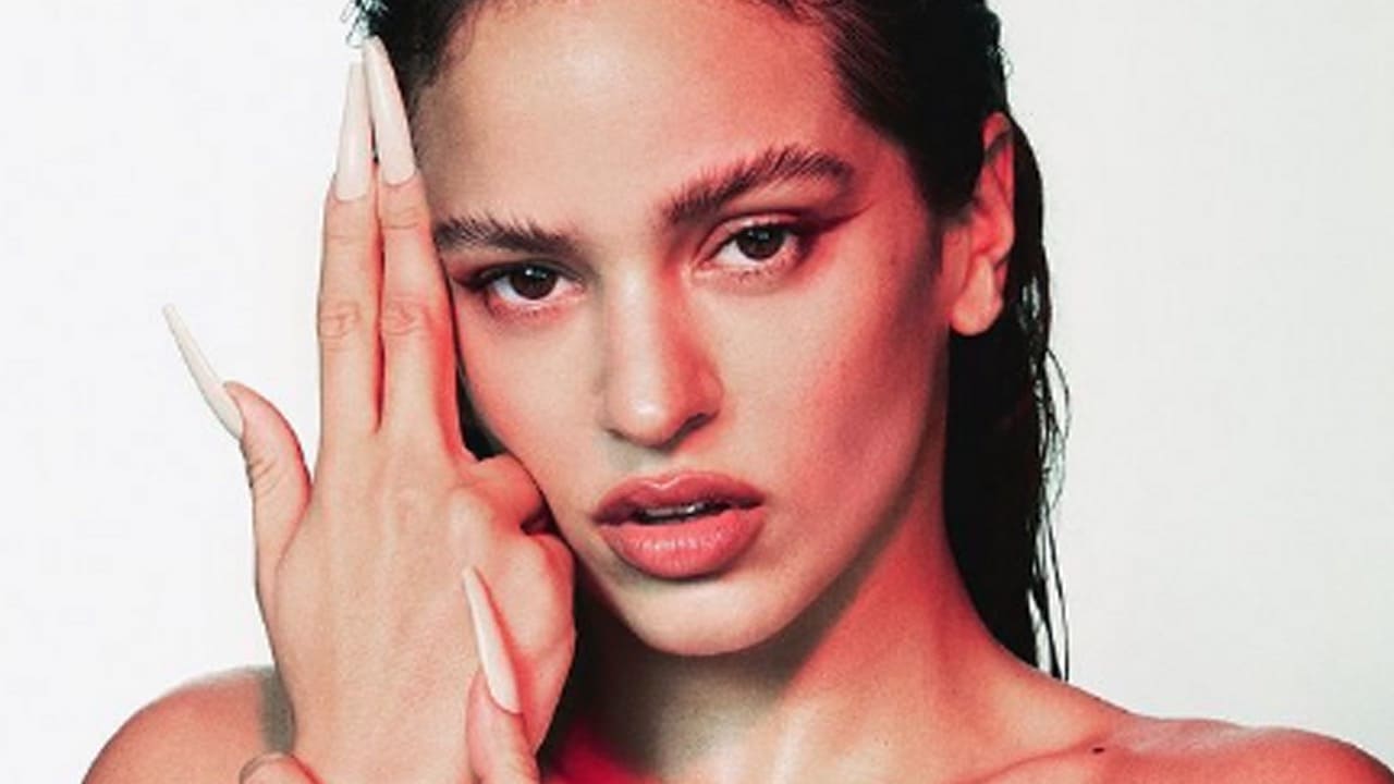 Malore per Rosalía al concerto di Milano: ecco cosa è successo