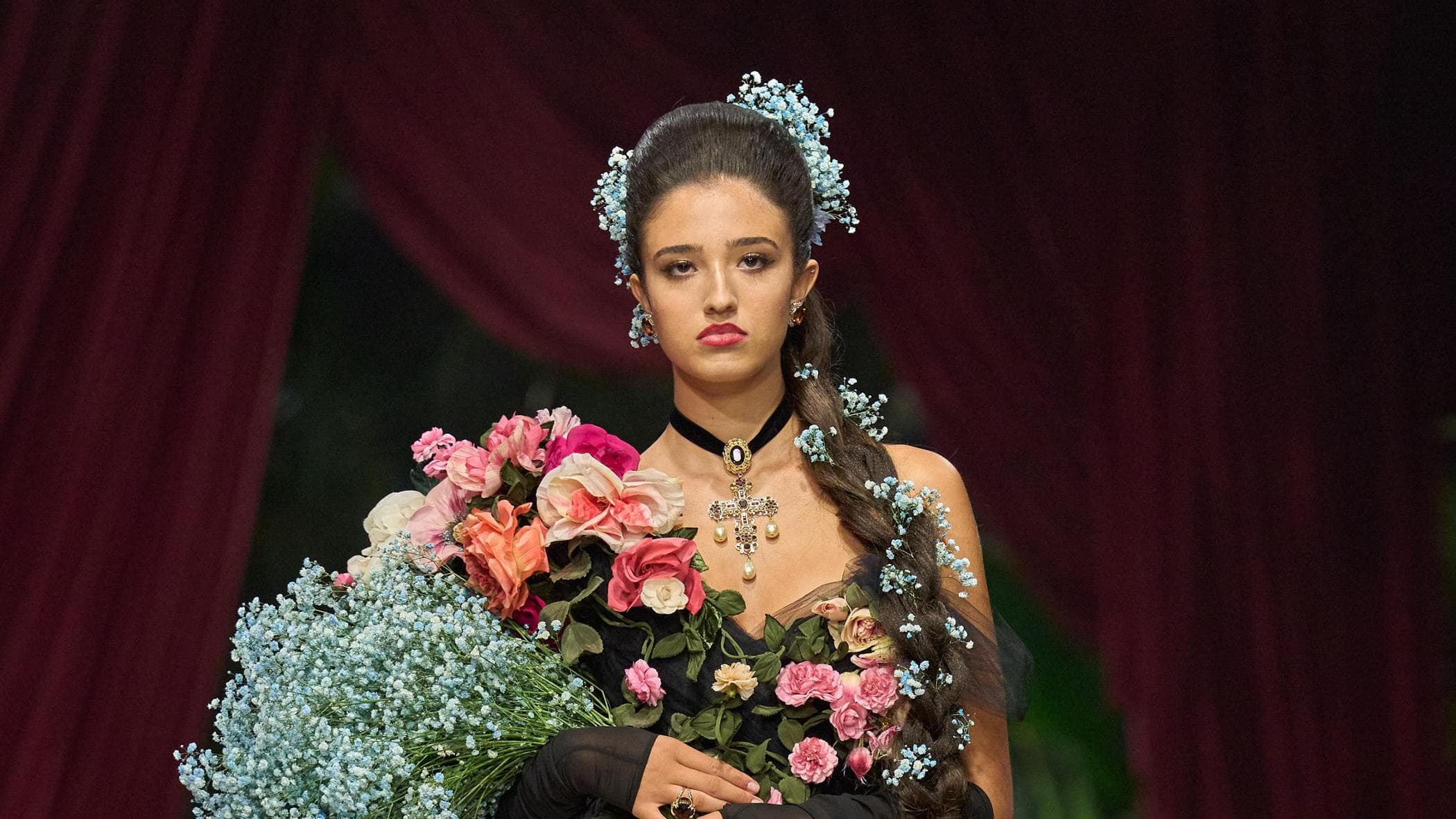 Léonie Cassel debutta in passerella: la figlia di Monica Bellucci conquista Dolce & Gabbana