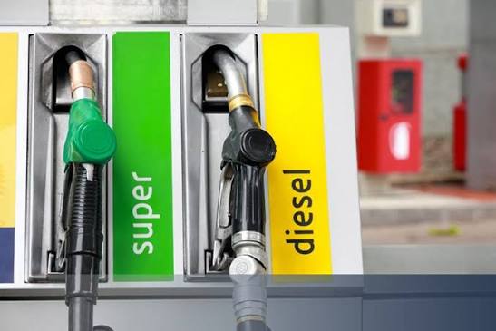 Gasolio a 3 euro al litro? L’allarme che fa tremare gli automobilisti: cosa sta succedendo
