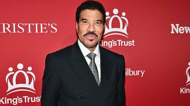 Lionel Richie ricoverato in terapia intensiva: cosa è successo al cantante