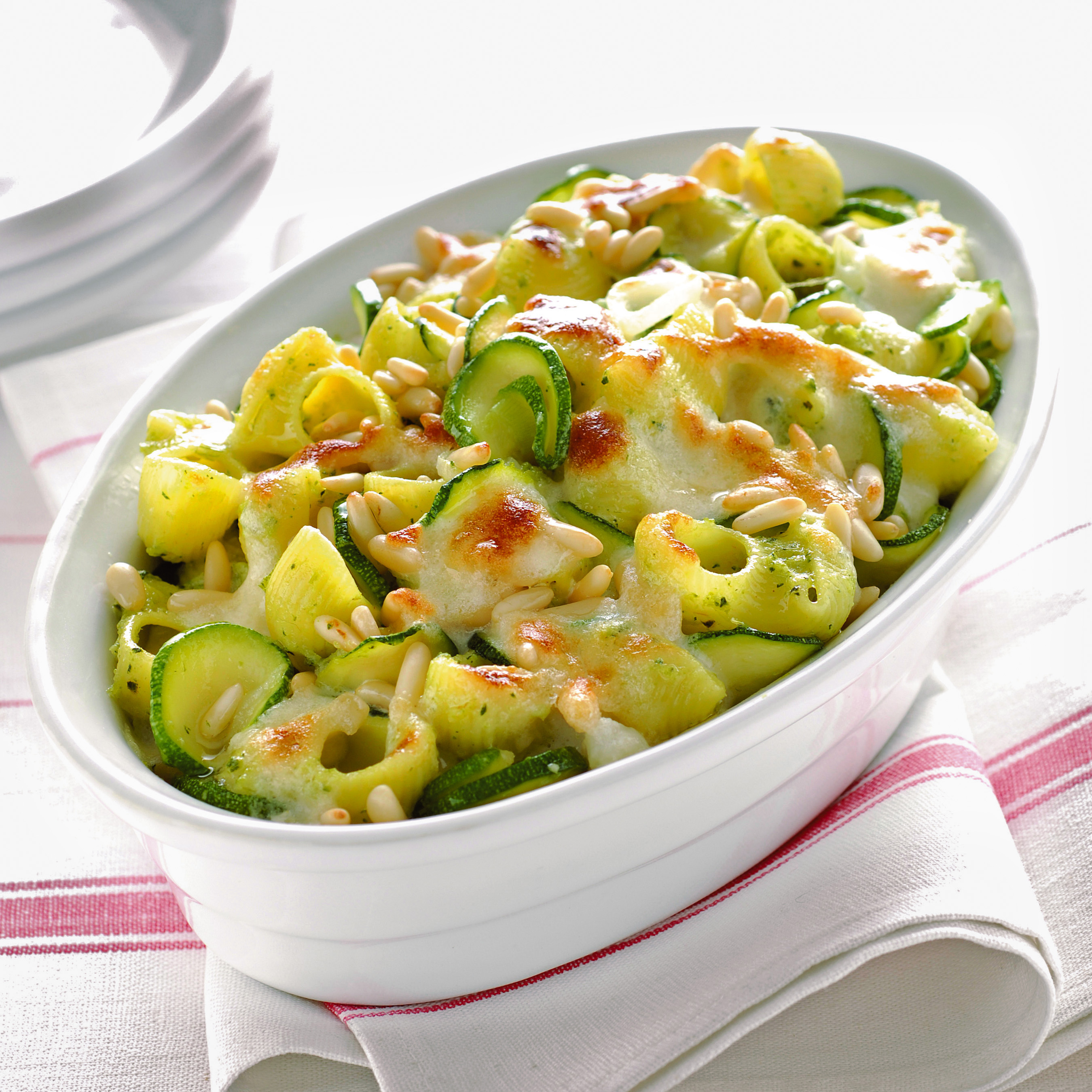 Hai solo 20 minuti per mangiare? Questi 2 primi cremosi ti salvano pranzo e cena